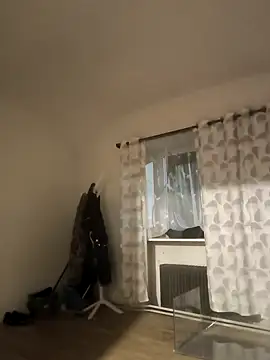 YoungestIlain Webbikameraesitys