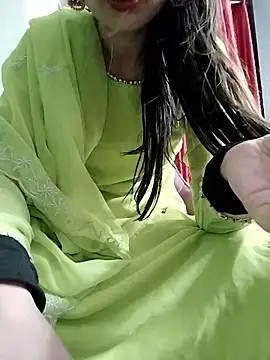 Chatroom XXX en direct de Noor_Darliing