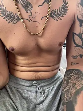 AlphaMasterXxx live XXX chat