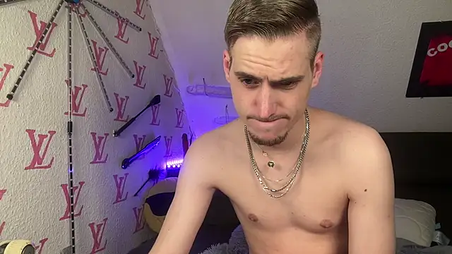 Cookieboy88 网络视讯表演