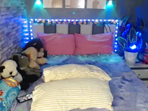 HotNathalie6900 webkamerás műsora