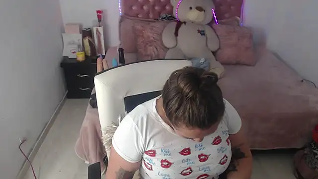 Chat XXX en directo de patty_squirt_