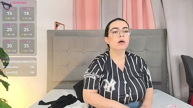 Kiara_noirr Live XXX-chat