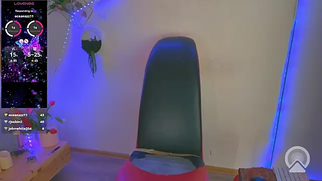 Chat XXX en directo de divamonikate