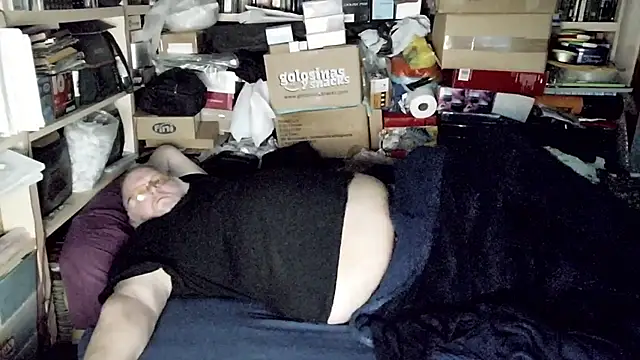 hadeszeuss2 Chat XXX in diretta