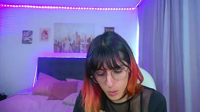 goth_minerva Webcam Show