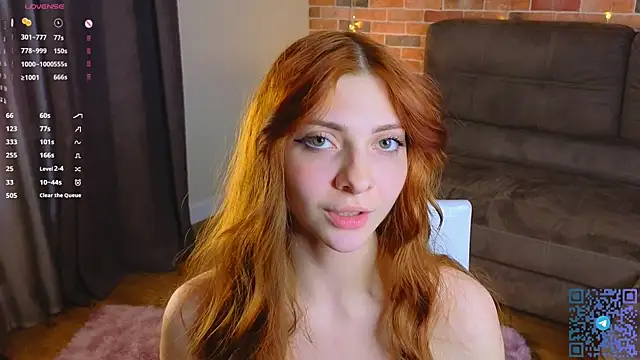 VelvetZephra live XXX chat