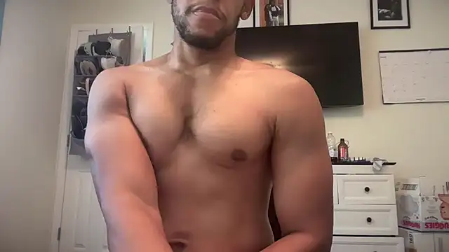 Pokazy przed kamerką – mannib_39