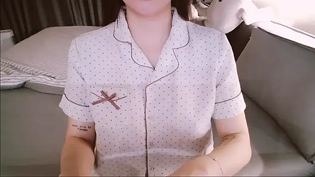 SungkyunnKwan's Live XXX Chat