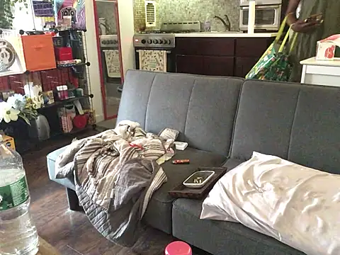 littyleesh1's Webcam Show