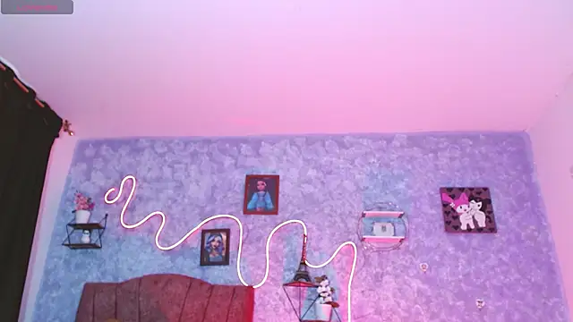 Everlin__Hot_n Webbikameraesitys