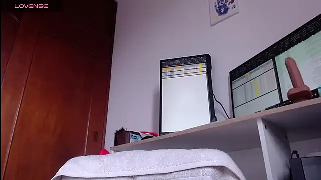 Онлайн чат XXX sweetcoralinee