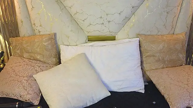 Julieta_priv live XXX chat