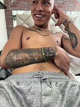 AlphaMasterXxx Live XXX-Chat