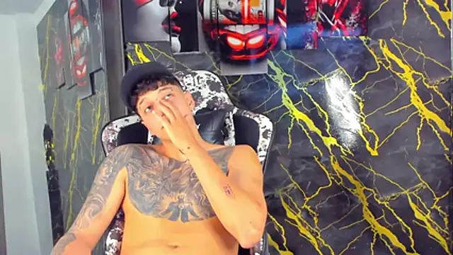 eithan_boy_ – webcam-show