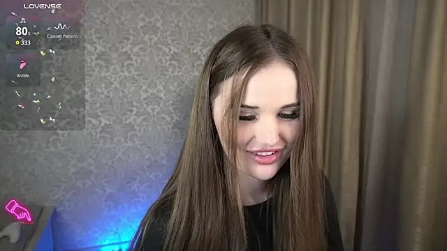 CrystalBlissi's Live XXX Chat