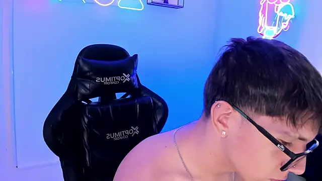 Webkamerová show Adrien_silex