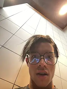 Andres_boy252のウェブカメラショー