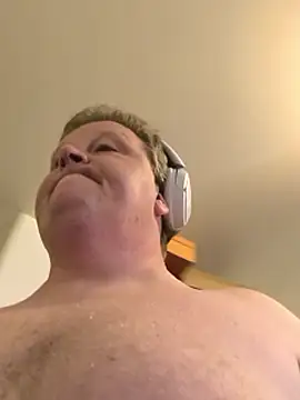 jrsexy83 Show in webcam