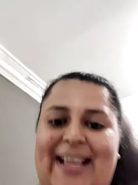 Miss_balloonsmila Adlı Modelin Canlı XXX Sohbeti