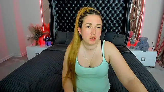 Sofii_darling Adlı Modelin Canlı XXX Sohbeti