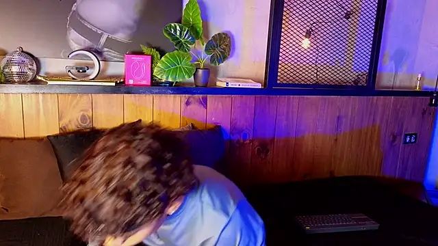 AlanCutee Webcamshow