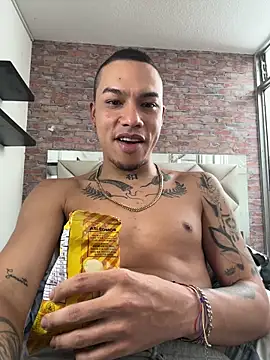 XXX chat uživo modela AlphaMasterXxx