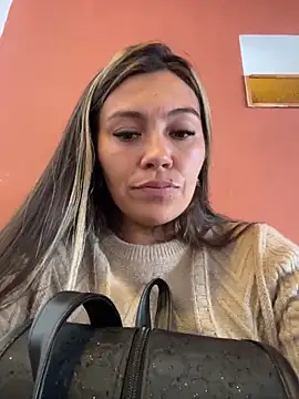 LIZ-06_ Live XXX Chat