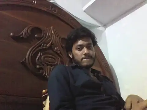 koushik10: διαδικτυακό σόου στην κάμερα