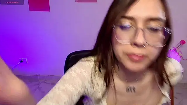 Sampuckettbaby Chat XXX live