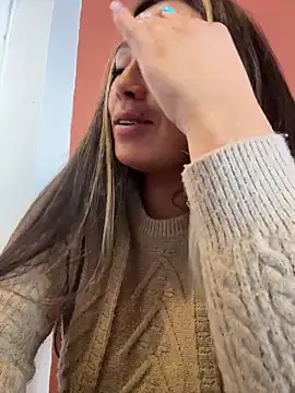 LIZ-06_ Live XXX-chat