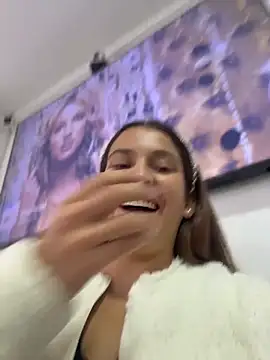 Czat XXX na żywo – Talia_Bonet