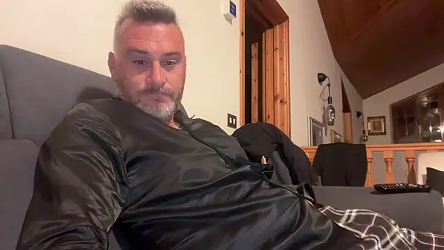 marcovik1 Chat XXX live