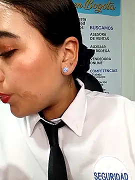 MAYE__13 live XXX chat