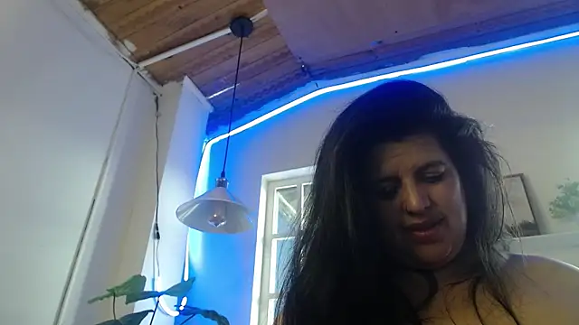 دردشة Andrea_secret_ الجنسية المباشرة