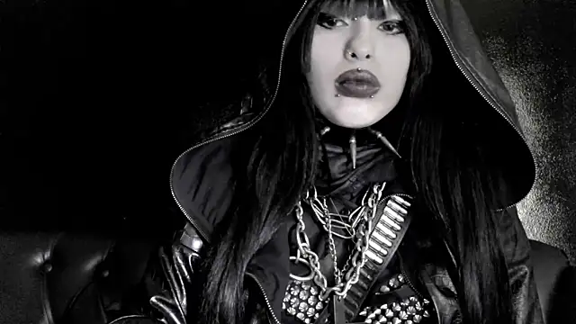 XXIOUX live XXX chat