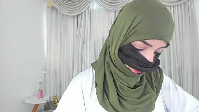 XXX chat uživo modela Uzra_hayed