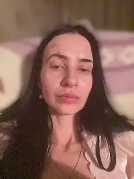 Starry_Siren Adlı Modelin Canlı XXX Sohbeti