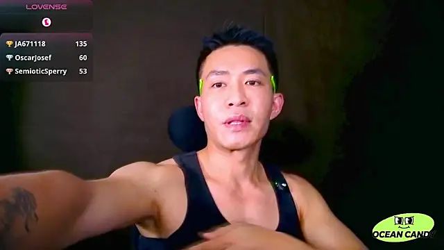 OceanCandy élő XXX-chatje