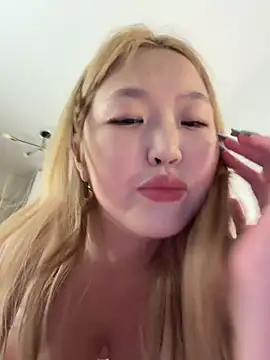 Aiko_Yumi: вебкам-шоу