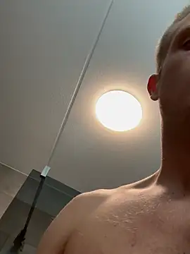 dirtyBentn Webbikameraesitys