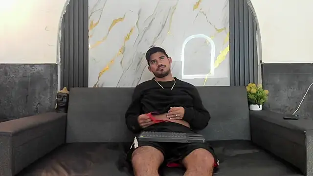 Latins_on_fire Webcam-Show