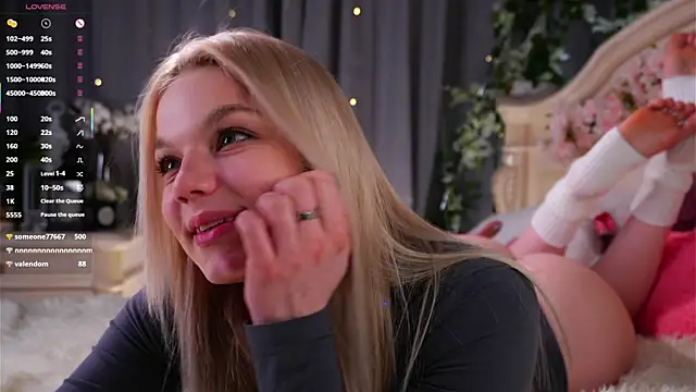 EdlinAlliston Chat XXX in diretta