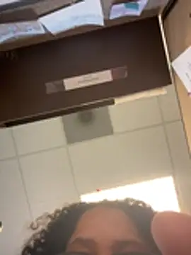 Chat XXX en directo de wishuhope4