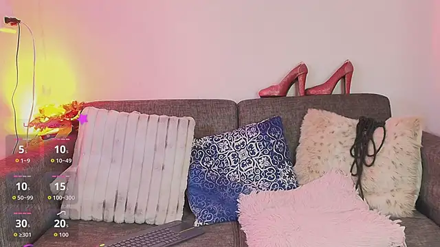 Nathaly_stepmom4's Live XXX Chat