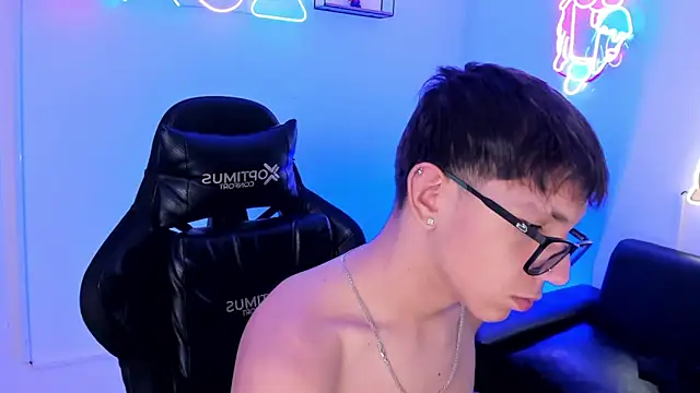 Adrien_silex Webcamshow