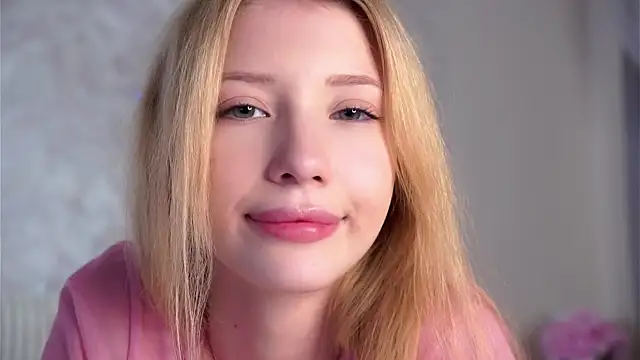 SunnivaCovil: онлайн-секс-чат