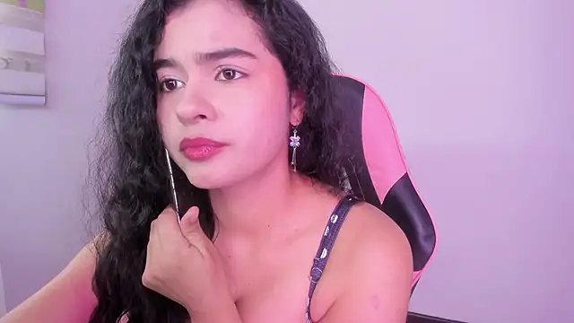 Arianna_Jannes 即時 XXX 聊天