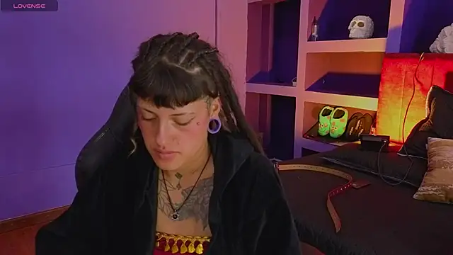 Živý XXX chat _sharlotte777