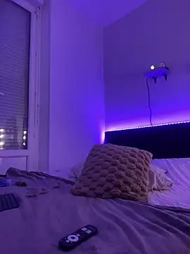 Lusty_Lunaa Show in webcam